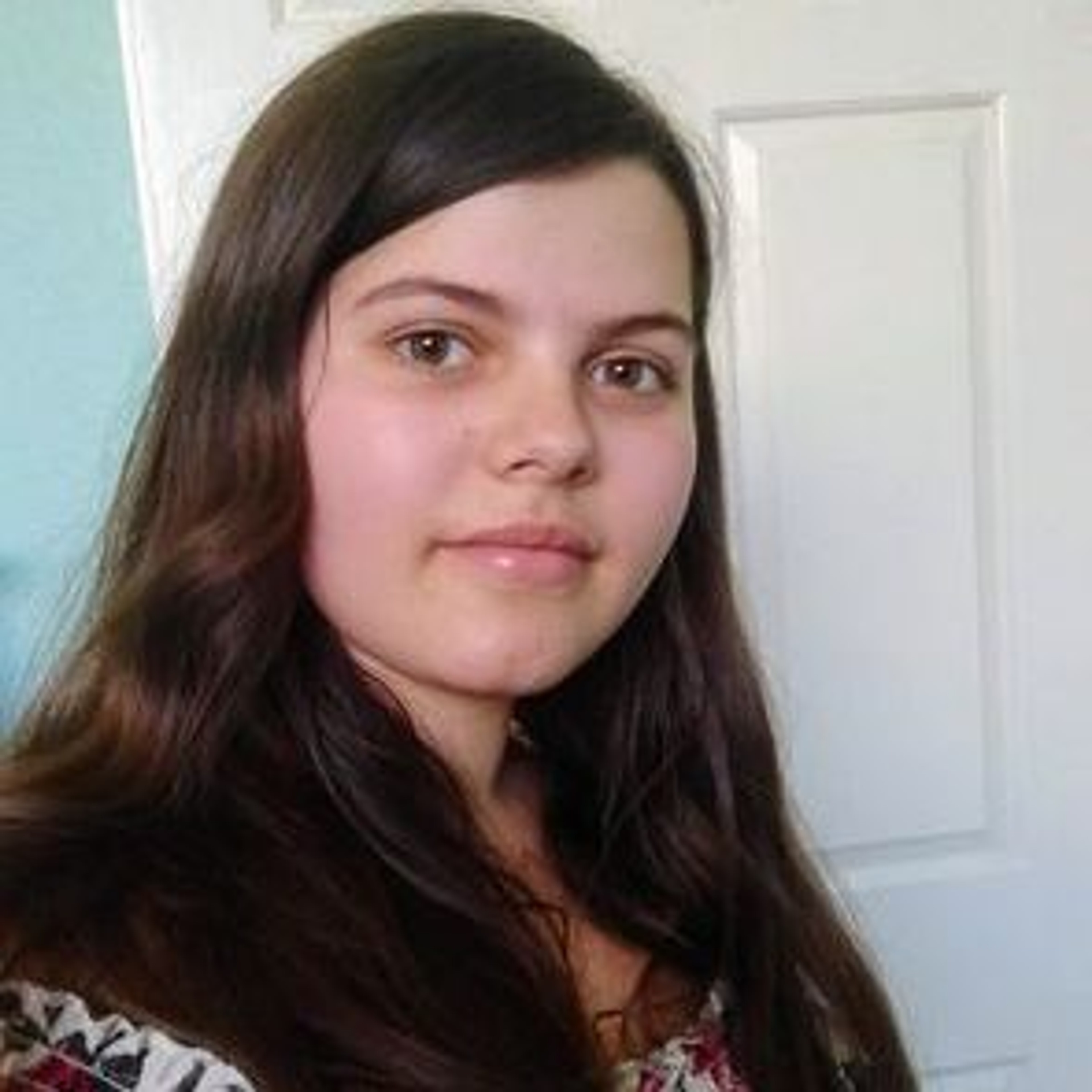 Hi! I'm Emma, a 13-year-old 1st, 2nd, and 3rd-grade English tutor.